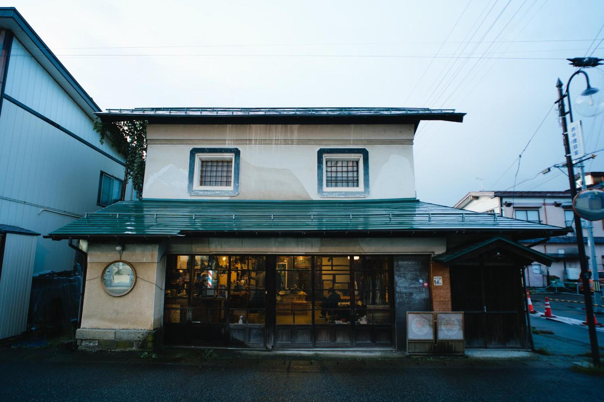Hostel&Bar Camosiba Yokote Exterior foto